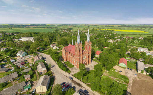 24.1. Salantai, Švč. Mergelės Marijos Ėmimo į dangų bažnyčia.jpg